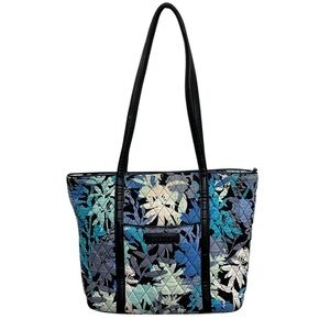 Vera Bradley Camofloral Shoulder Bag Tote Zip Close Quilted Lightweight Pockets